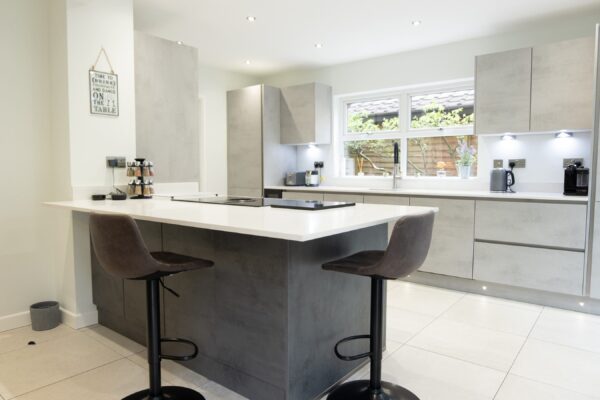 Grey, Handleless Open Plan Kitchen with Matt Finish