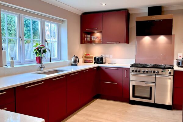 Vibrant Modern Kitchen with Gloss Worktop