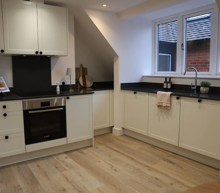 cream shaker kitchen