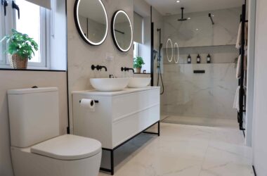 light modern bathroom