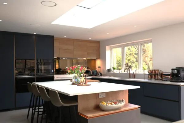 Bespoke Open-Plan Kitchen with Statement Island & Bar Cabinet